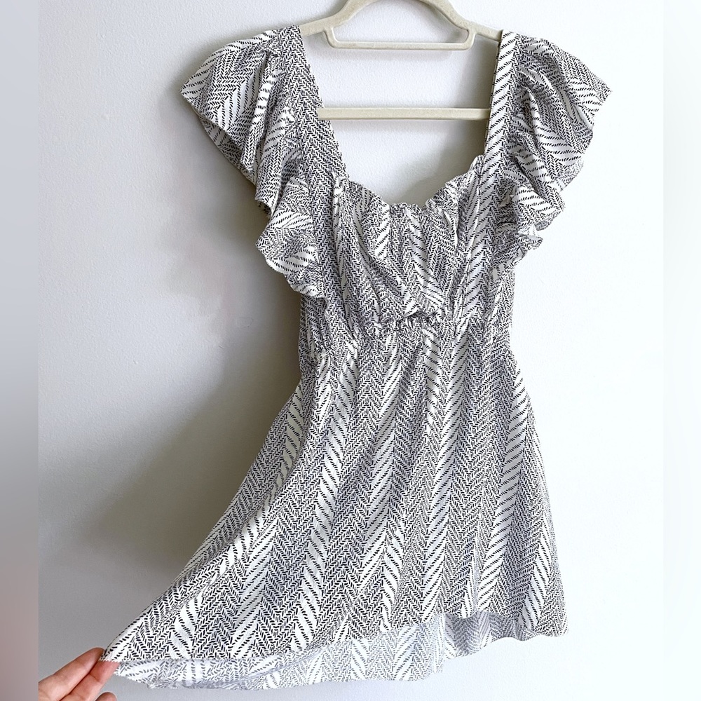 Blouse Wrap Around the Back with Adjustable Straps with Ruffles for Tall Frames